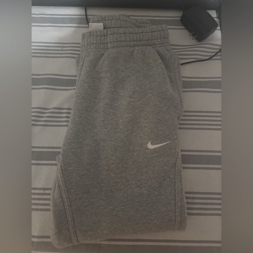 Men’s Grey Nike Sweats